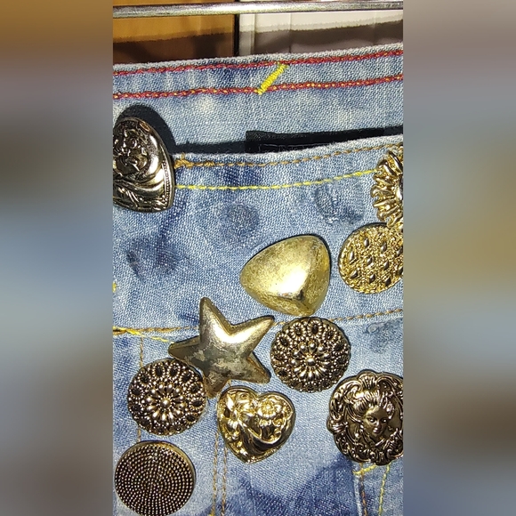 Von Dutch Originals Kustommade Jeans Womens w/Metal Accents Vogue Graffiti Sz 27 - Picture 6 of 16